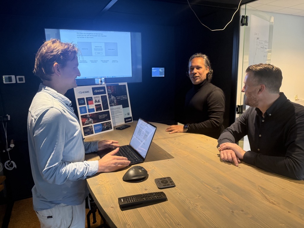 Samenwerking UCaaS, KrachtOntwerpt en c-o-d-e-s